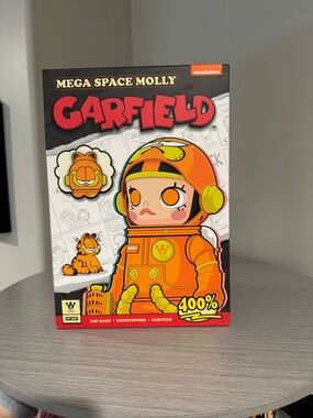 Garfield Mega Space Molly 400%